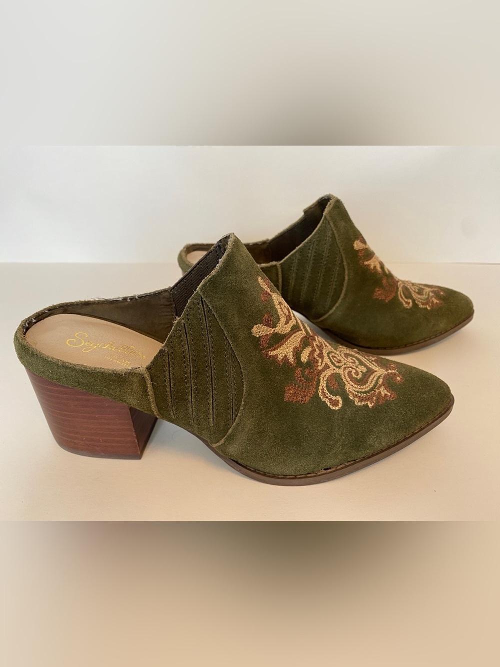 Seychelles Olive Green Suede Embroidered Slip-On Mules